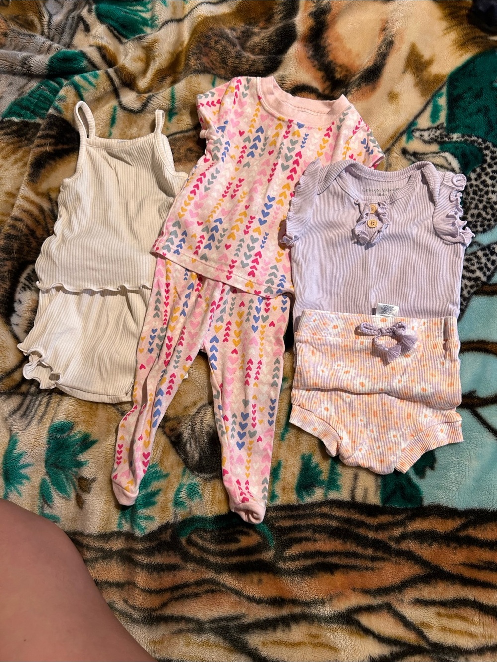 Baby bundle, different outfits